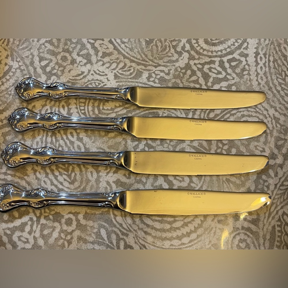 Wallace brand heavy set of 4 butter‎ knives